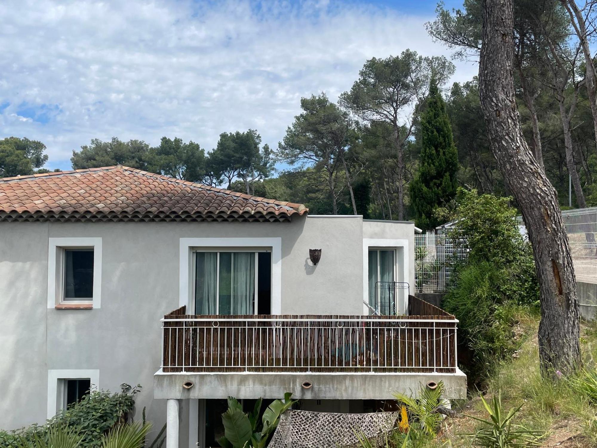 Appartement Proche Des Plages Carqueiranne Exterior photo